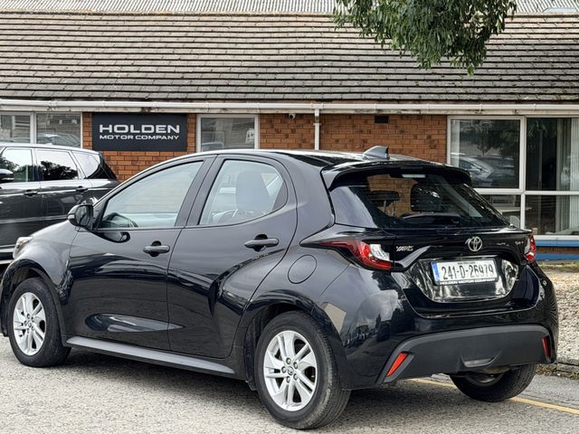 Image for 2024 Toyota Yaris Hybrid 1.5 Luna. LOW MILES