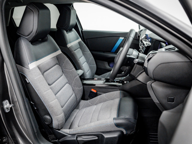 Image for 2023 Citroen C4 ë-Feel Pack 50kWh 136HP