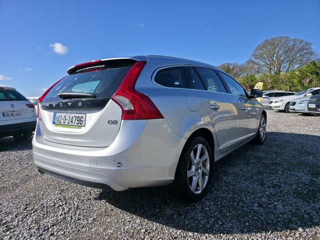 Image for 2014 Volvo V60 1.6TD D2 (115) SE LUX NAV 5DR