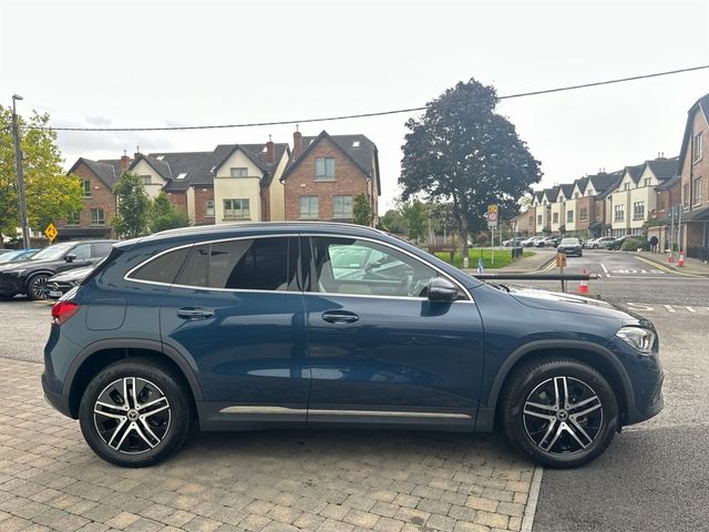 Image for 2022 Mercedes-Benz GLA Class GLA PHEV 250e Progressive--Panoramic Sun Roof