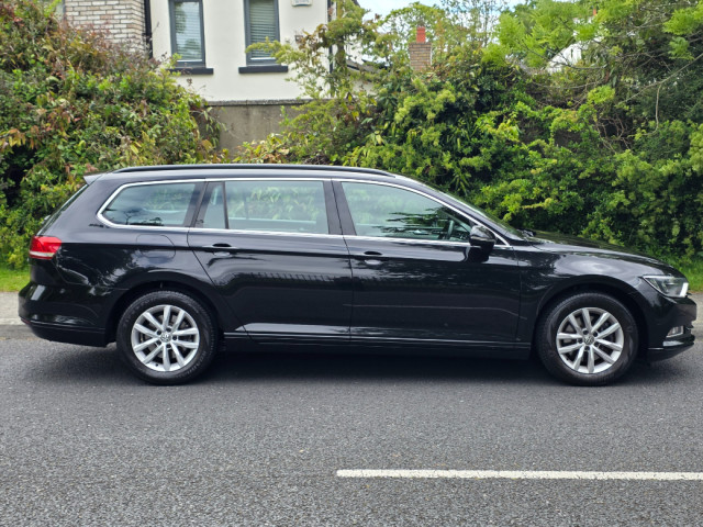 Image for 2016 Volkswagen Passat EST CL 1.4tsi M6F 125HP 5DR