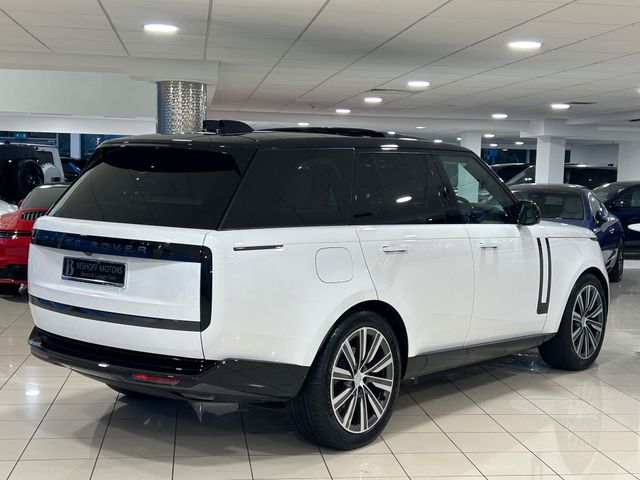 Image for 2025 Land Rover Range Rover P460e AUTOBIOGRAPHY HYBRID 