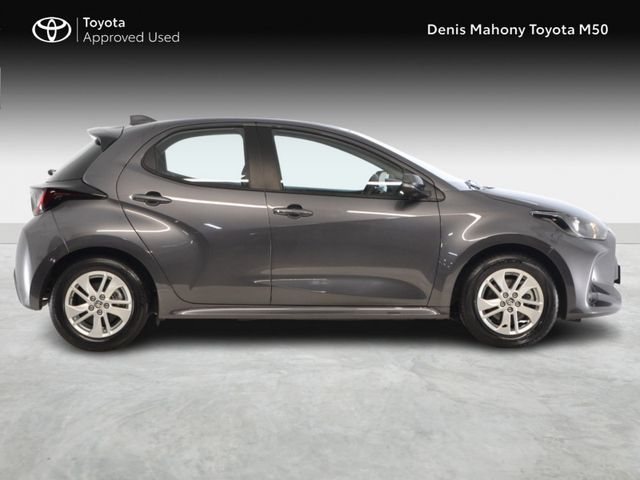 Image for 2025 Toyota Yaris Hybrid Luna Auto