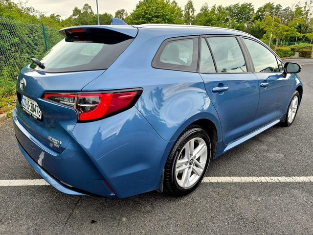 Image for 2022 Toyota Corolla 1.8 Hybrid Luna