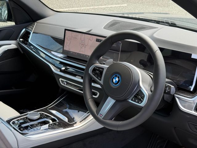 Image for 2026 BMW X5 xDrive50e M Sport Pro Sunroof