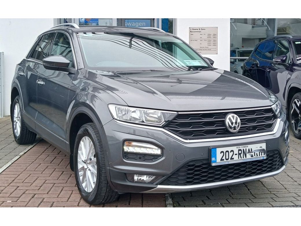 Image for 2020 Volkswagen T-Roc Design 1.5 TSI 150 Bhp **REAR VIEW CAMERA, APP CONECT, CALL US TODAY**