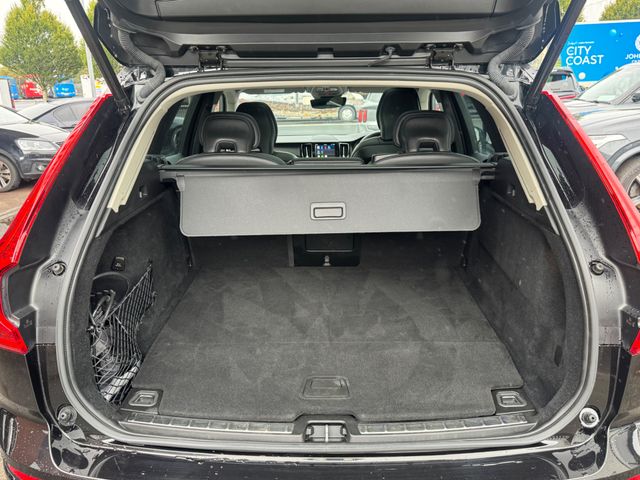 Image for 2023 Volvo XC60 RECHARGE T6 CORE AWD