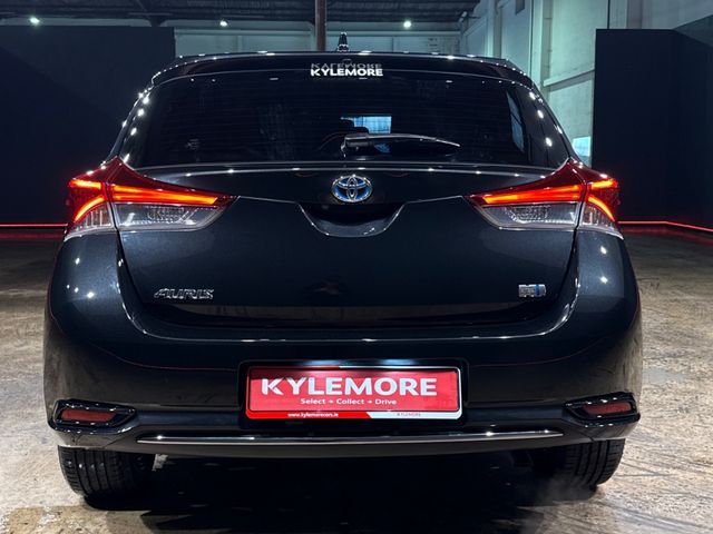 Image for 2018 Toyota Auris STANDARD - HYBRID - BLACK HALF LEATHER - FACTORY ALLOYS - MULTI FUNCTION STEERING WHEEL - CRUISE CONTROL - HEATING / AC CONTROLS 