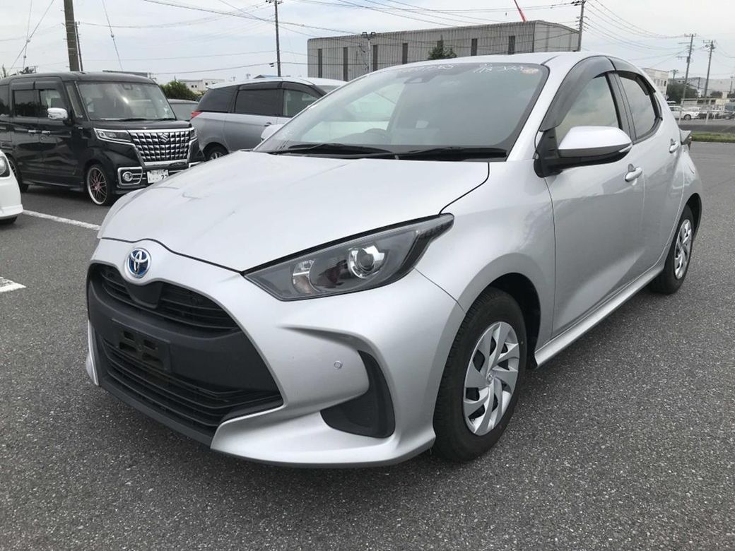 Image for 2021 Toyota Yaris X HYBRID AUTOMATIC 1.5 PETROL //KEYLESS ENTRY//REVERSE CAMERA//ADAPTIVE CRUISE CONTROL//