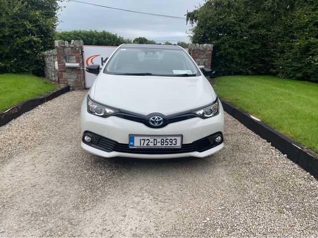 Image for 2017 Toyota Auris HYBRID LUNA SPORT AUTO 5 DOOR