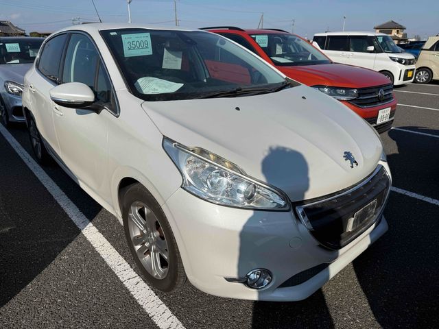 Image for 2014 Peugeot 208 1.2 AUTO