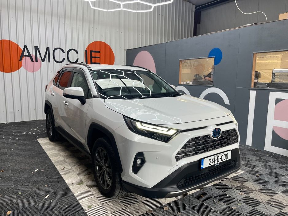 Image for 2024 Toyota Rav4 2024 TOYOTA RAV4 HYBRID G 2.5 AUTOMATIC / CRUISE CONTROL / REVERSE CAMERA / ELECTRIC MEMORY & HEATED SEATS AND MORE