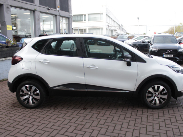 Image for 2019 Renault Captur 1.5 DCI PLAY EDITION 5DR ESTATE // IRISH CAR WITH 145, 000 KM'S // BUY WITH CONFIDENCE AA AND SIMI APPROVED DEALER 2026 // FINANCE ARRANGED // ALL TRADE INS WELCOME// 