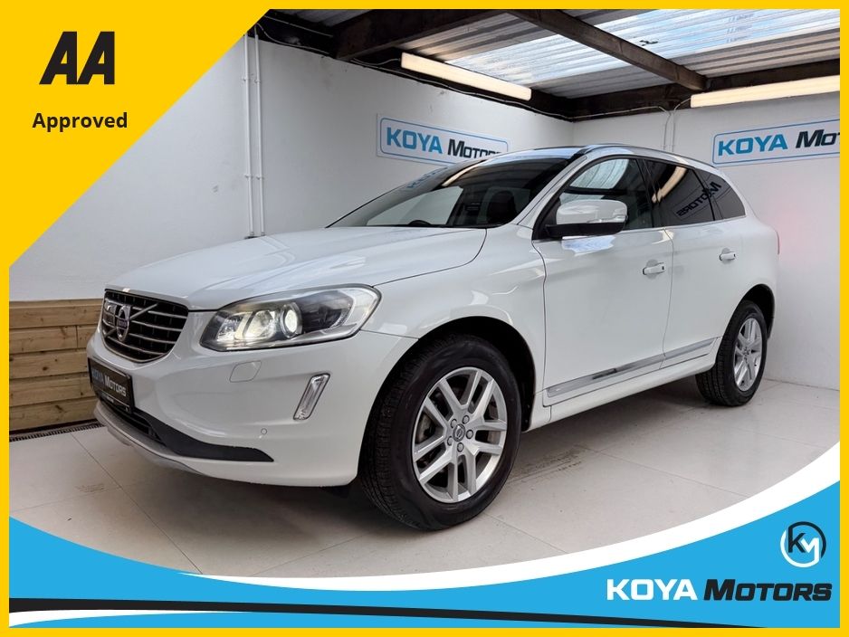 Image for 2017 Volvo XC60 2.0 D4 SE LUXURY PLUS 190 BHP DIESEL AUTOMATIC // *PAN ROOF* // FULL HEATED LEATHER // REVERSING CAMERA // CRUISE CONTROL // LANE ASSIST // COLLISION WARNING SYSTEM // ELECTRIC TAILGATE