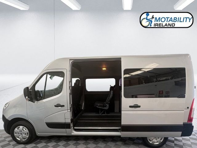 Image for 2015 Renault Master Wheelchair Accessible