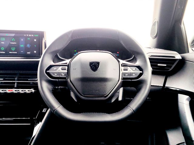 Image for 2025 Peugeot 2008 1.2 Puretech 130bhp Allure