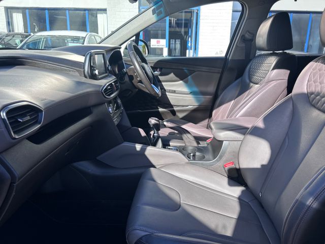 Image for 2020 Hyundai Santa Fe 2WD Executive Plus 5DR