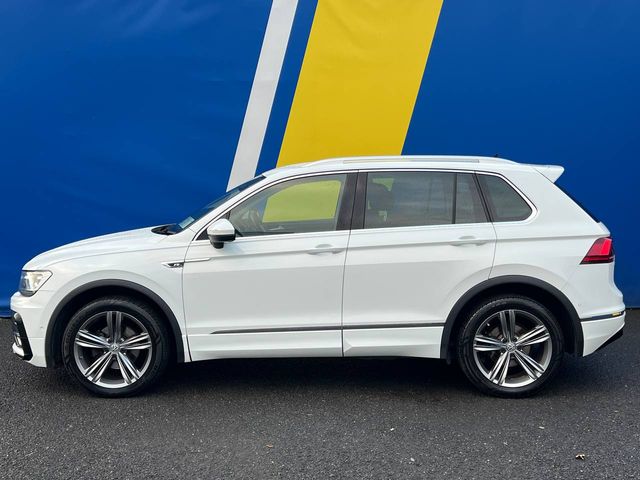 Image for 2016 Volkswagen Tiguan TIGUAN HIGHLINE R-LINE 2.0 TDI // SERVICE HISTORY // 19" R-LINE ALLOYS // APPLE CARPLAY/ANDROID AUTO // DIGITAL CLUSTER