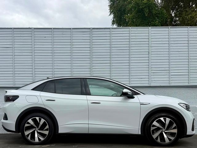 Image for 2023 Volkswagen ID.5 STYLE PRO / 95.2% SOH / 77 KWH / PAN ROOF / ONE OWNER / 20" ALLOYS / HALF-LEATHER / *FINANCE PACKAGES AVAILABLE*