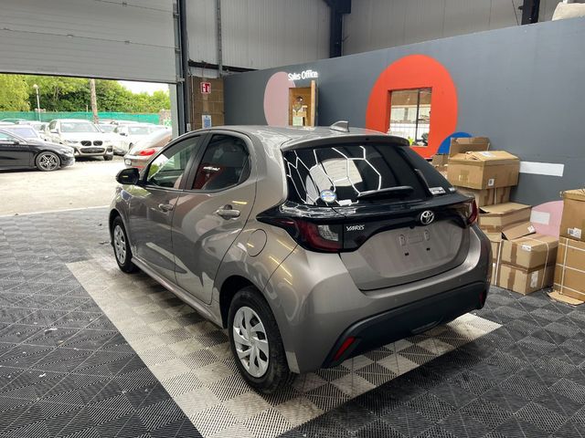 Image for 2022 Toyota Yaris 2022 TOYOTA YARIS X 1.0 AUTOMATIC / REVERSE CAMERA AND MORE