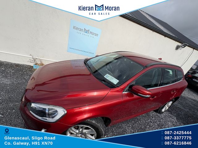 Image for 2017 Volvo XC60 SE R-DESIGN MHEV 197BHP