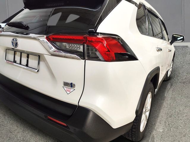 Image for 2020 Toyota Rav4 RAV4 Hybrid Sport 2WD 4DR Auto