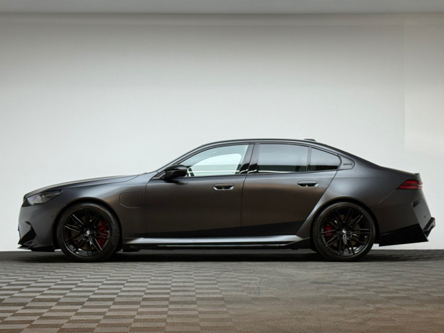 Image for 2025 BMW M5 M5 4.4 PHEV 727HP