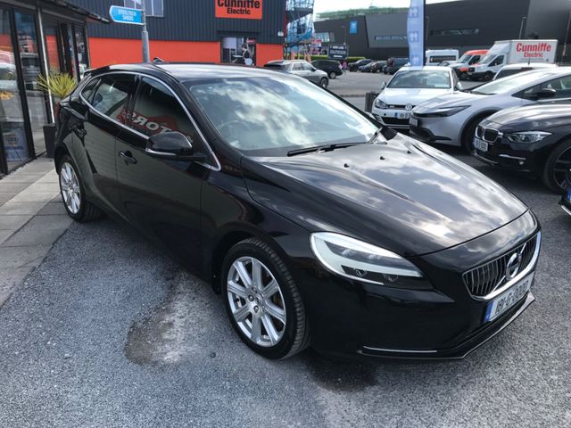 Image for 2018 Volvo V40 2.0 D4 (190hp) ES