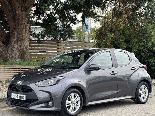 Image for 2024 Toyota Yaris Hybrid 1.5 Luna