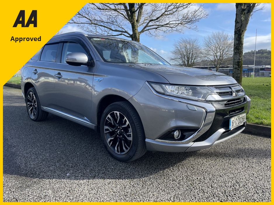Image for 2016 Mitsubishi Outlander 2.0 GX3H+ PHEV FREE DELIVERY 