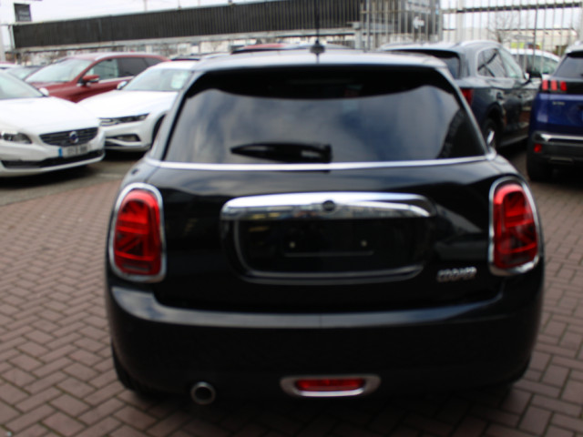 Image for 2019 Mini Cooper D 1.5D COOPER BLACK EDITION 5DR HATCHBACK AUTO // FULL BLACK LEATHER // STUNNING CAR // BUY WITH CONFIDENCE AA AND SIMI APPROVED DEALER 2025 // FINANCE ARRANGED // TRADE INS WELCOME // 