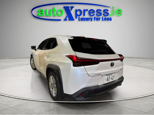 Image for 2019 Lexus UX 250H VERSION C 2.0 Hybrid Automatic, Reversing camera