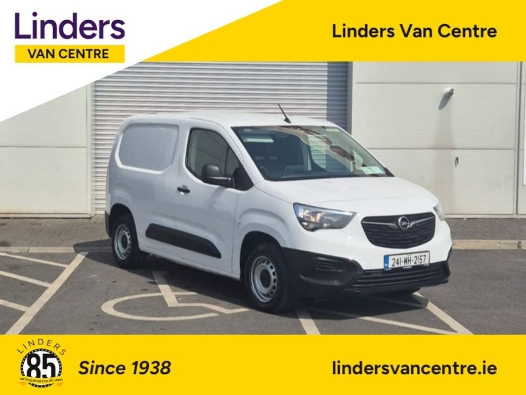 Image for 2024 Opel Combo 3 SEATS - FULL SERVICE HISTROY
