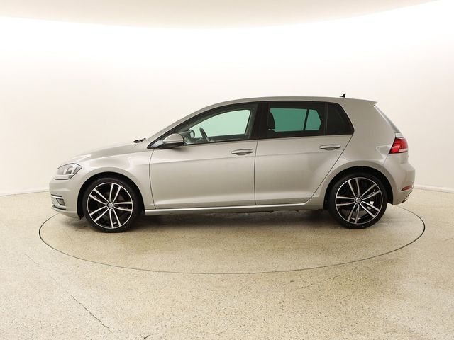Image for 2017 Volkswagen Golf 