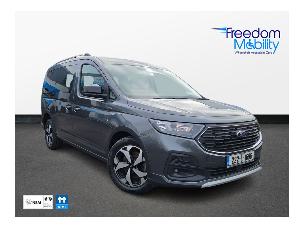 Image for 2022 Ford Tourneo Connect wheelchair access taxi spec