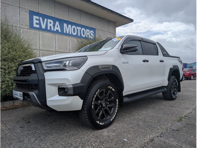 Image for 2024 Toyota Hilux Z 4WD REVO ROCCO EDITION AUTOMATIC 2.4 DIESEL//HIGH SPEC//VERY LOW MILES//360 PARKING CAMERAS//KEYLESS ENTRY//ADAPTIVE CRUISE CONTROL// 