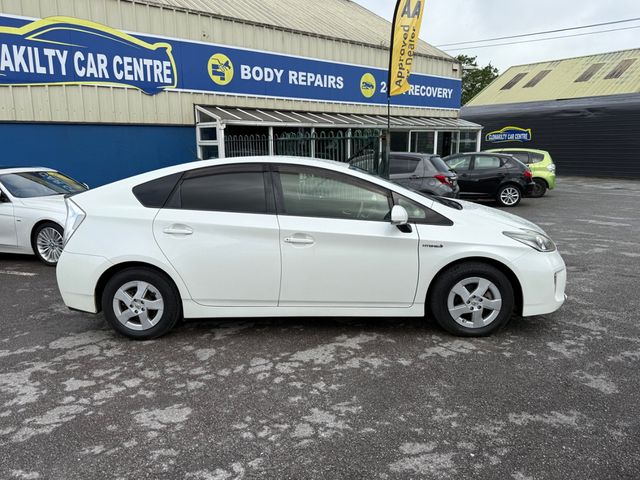 Image for 2014 Toyota Prius 142(white4851)Toyota Pirus 1.8 Self charging Hybrid