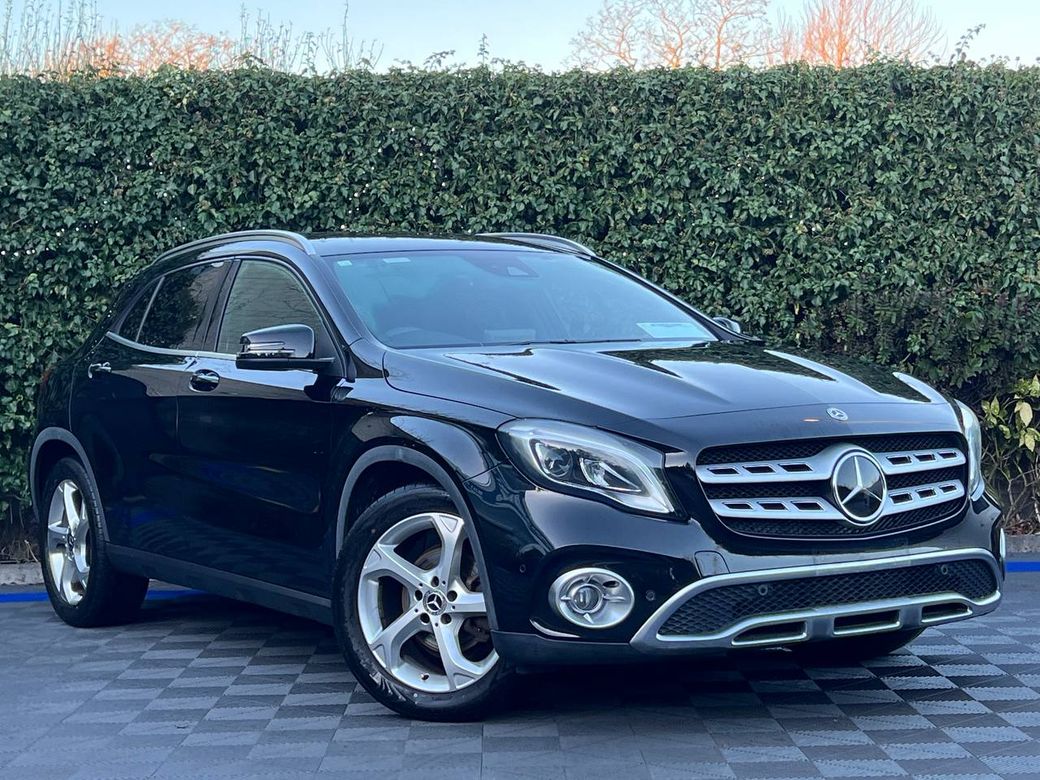 Image for 2018 Mercedes-Benz GLA Class GLA180 EXCLUSIVE 1.6 // LEATHER HEATED SEATS // 2 YEAR NCT // ADAPTIVE CRUISE CONTROL