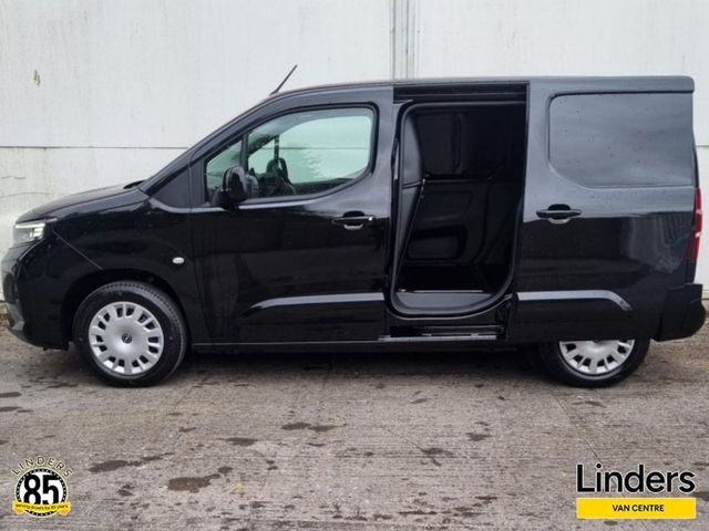 Image for 2024 Opel Combo MWB SPORTIVE 242 0KMS DEMO