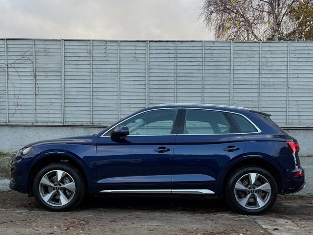 Image for 2021 Audi Q5 40 TDI S-TRONIC Q SE LAUNCH 5DR AUTO / LEATHER / HEATED SEATS / *FINANCE PACKAGES AVAILABLE*