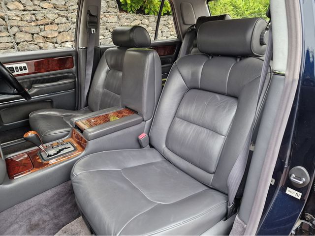 Image for 2000 Toyota Century CENTURY 5.0 V12 * BLUE MET * EVERY EXTRA * UNIQUE OPPORTUNITY * 