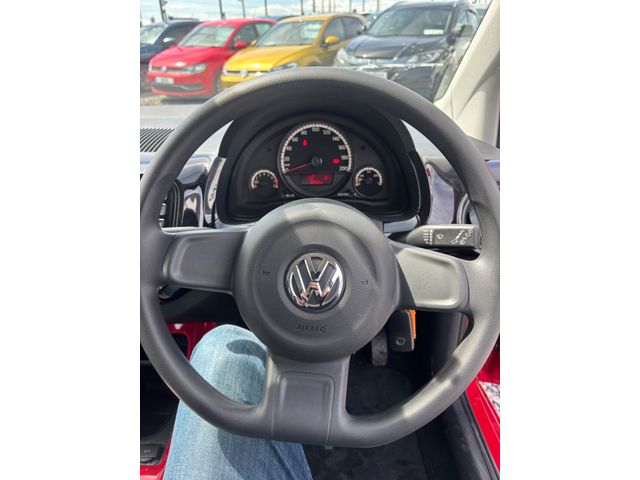 Image for 2015 Volkswagen up! 