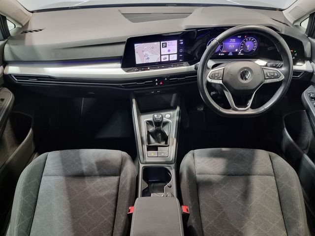 Image for 2021 Volkswagen Golf ** LIFE ** 2.0 TDI ** 115BHP ** MANUAL ** STUNNING CAR ** TRINITY VOLKSWAGEN **