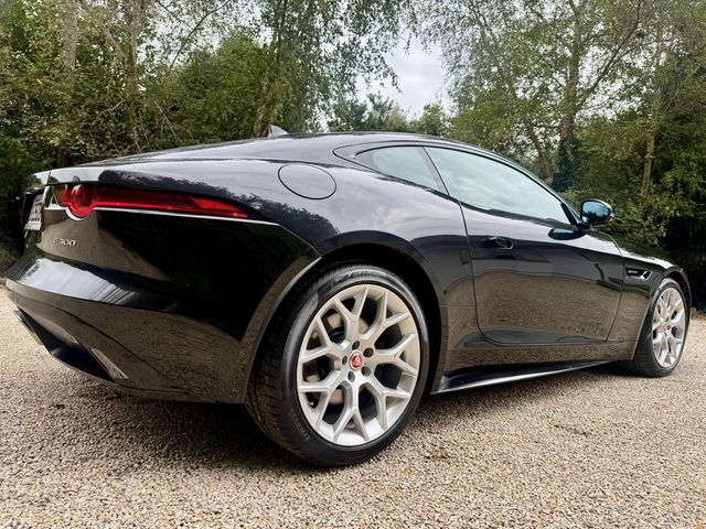 Image for 2018 Jaguar F-Type 2.0 R-DYNAMIC 300PS COUPE 
