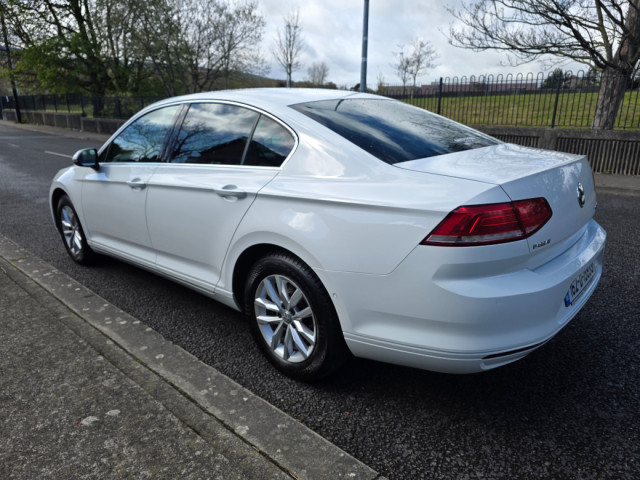 Image for 2016 Volkswagen Passat CL 1.6tdi120HP 4DR