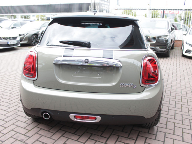 Image for 2019 Mini Cooper 1.5D COOPER BLACK EDITION 3DR HATCHBACK AUTO // FULL BLACK ROOF // STUNNING CAR // BUY WITH CONFIDENCE AA AND SIMI APPROVED DEALER 2026 // FINANCE ARRANGED // TRADE INS WELCOME // 