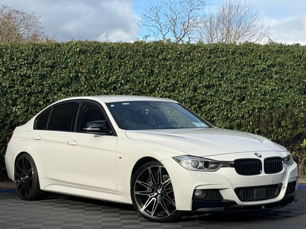 Image for 2015 BMW 3 Series 320d M-SPORT COMPETITION // FULL SERVICE HISTORY // LANE ASSIST // HEATED LEATHER SEATS