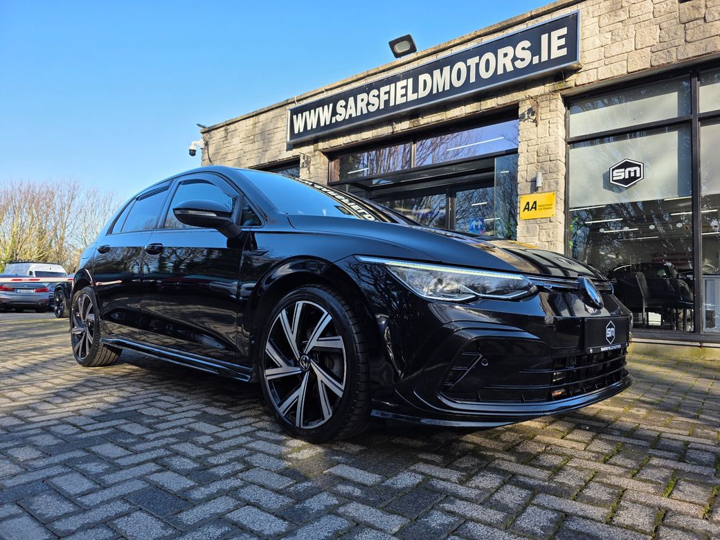 Image for 2024 Volkswagen Golf R-LINE 1.5 TSI 130BHP. HUGE SPEC. FINANCE ARRANGED. SIMI. AA APPROVED.