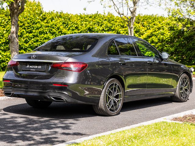 Image for 2023 Mercedes-Benz E Class E 300e -- AMG PACK -- Night Pack -- Upgraded Alloys -- FSH