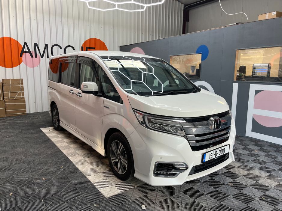 Image for 2019 Honda Stepwagon €24950 2019 HONDA STEPWAGON G HYBRID SENSING 2.0 AUTOMATIC / CRUISE CONTROL / REVERSE CAMERA / HEATED SEATS / AUTOMATIC DOORS / 7 SEATS AND MORE